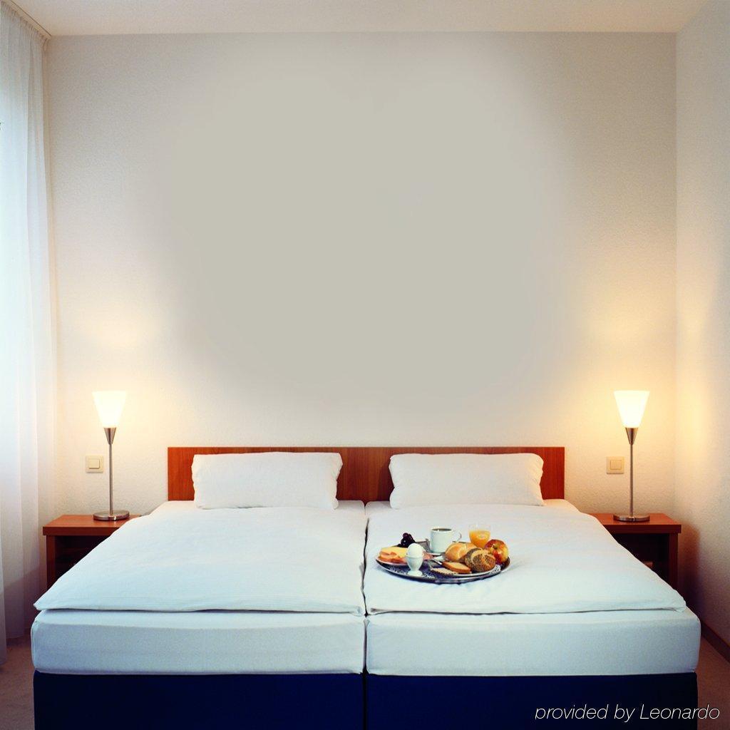 Vahrenwalder Hotel ฮันโนเวอร์ ภายนอก รูปภาพ
